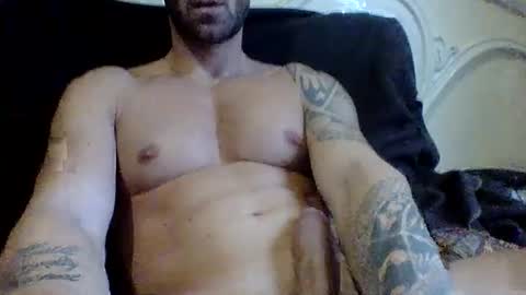 Snapshot of fitness1989 chatting on January 2025 01:20:02 PM fitness1989 online show from January 2025 01:20:02 PM