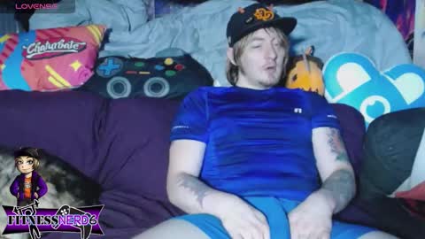 fitnessnerd6 online show from September 2025 02:11:02 AM