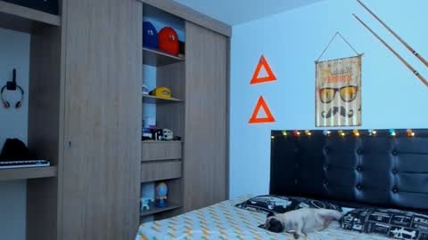 Elias Valencia online show from February 2025 03:17:02 PM