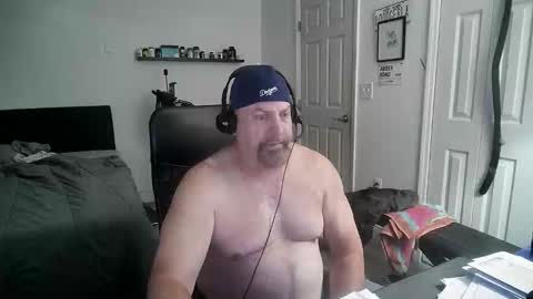 Florida guy online show from October 2025 03:35:01 PM