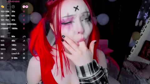 Sophie online show from April 2026 04:10:02 AM