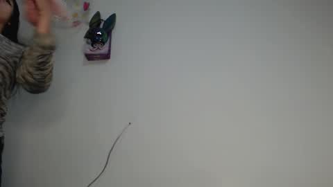 Snapshot of flamebond_room chatting on October 2025 12:05:01 PM tteo Sienna online show from October 2025 12:05:01 PM