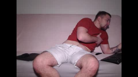 Flamefury18 online show from November 2025 09:04:01 AM