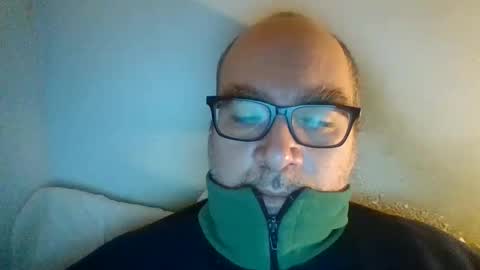 Snapshot of flashdreaming chatting on January 2026 10:26:01 PM Carlo online show from January 2026 10:26:01 PM