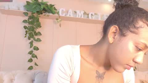 Snapshot of flavia_cruz chatting on July 2026 12:31:02 PM Flavia online show from July 2026 12:31:02 PM