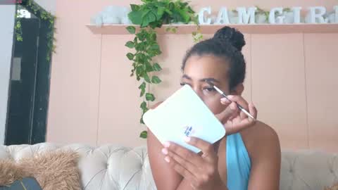 Snapshot of flavia_cruz chatting on July 2026 12:19:02 PM Flavia online show from July 2026 12:19:02 PM