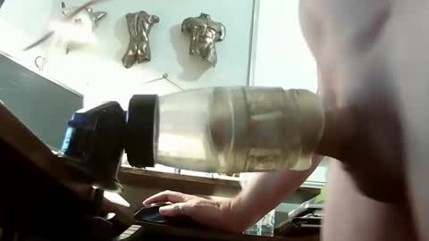 UK Fleshlight Fucker online show from November 2025 11:19:01 AM