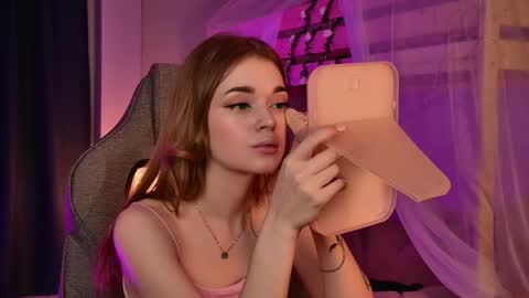 Flexyfoxy online show from April 2026 05:37:01 PM