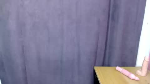 Snapshot of flirtangel93 chatting on October 2025 07:03:01 PM Angel online show from October 2025 07:03:01 PM