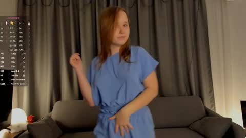 Doloras online show from March 2026 08:15:01 PM