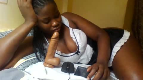 Amber online show from January 2026 12:57:02 AM