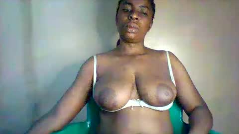 Snapshot of flirty_aria091 chatting on March 2026 06:40:02 AM flirty aria online show from March 2026 06:40:02 AM