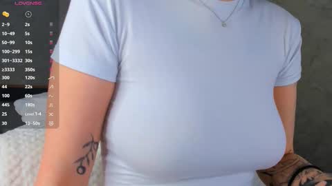 Emely  online show from March 2026 12:43:02 PM