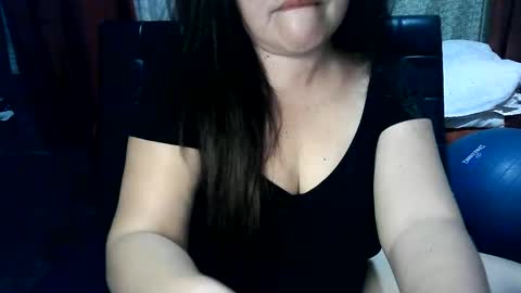 Snapshot of flirtymistressx chatting on May 2026 01:07:02 PM FlirtyMistressX online show from May 2026 01:07:02 PM