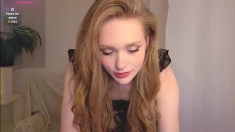 Polly online show from September 2025 10:10:02 PM