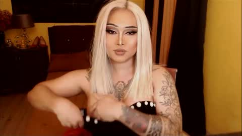 Snapshot of flirtywhore_mariats chatting on February 2025 12:08:02 PM mariadyosa online show from February 2025 12:08:02 PM