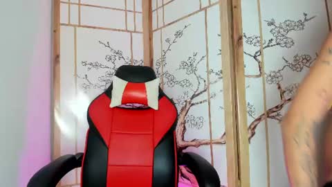  Flor  online show from June 2026 04:28:01 AM