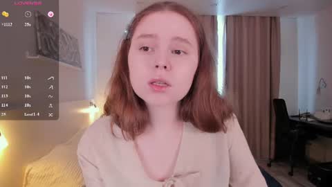 Snapshot of flora_fiore chatting on June 2026 06:18:01 AM Hayley I WILL COME BACK ON MAY 27TH 6pm UTC online show from June 2026 06:18:01 AM