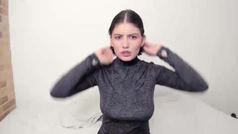 Tell me My Love online show from November 2025 01:30:02 AM