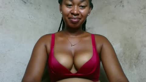 florencia011 online show from February 2026 07:20:01 PM