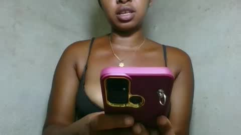 Snapshot of florencia011 chatting on May 2026 05:30:02 PM florencia011 online show from May 2026 05:30:02 PM