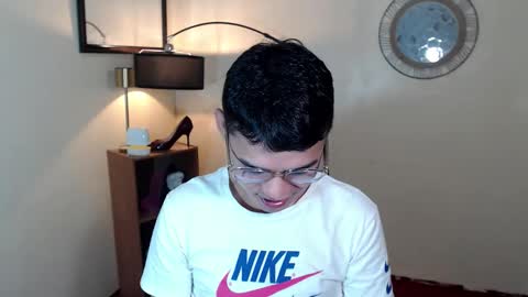 Snapshot of floriankeirxx_ chatting on October 2025 03:31:02 PM floriankeirxx_ online show from October 2025 03:31:02 PM