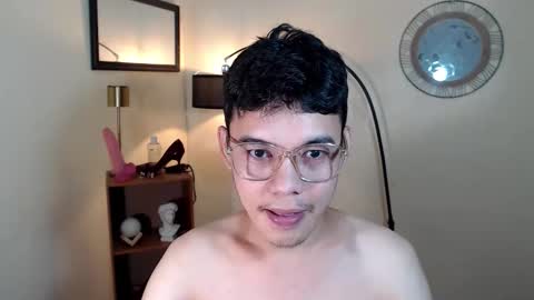 Snapshot of floriankeirxx_ chatting on October 2025 02:14:02 AM floriankeirxx_ online show from October 2025 02:14:02 AM