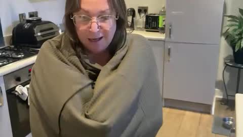 Snapshot of flossyishot chatting on October 2025 06:32:02 PM flossyishot online show from October 2025 06:32:02 PM