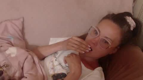 Snapshot of flowercandydoll13 chatting on May 2026 03:06:02 PM say meow and send tip online show from May 2026 03:06:02 PM