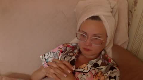 Snapshot of flowercandydoll13 chatting on May 2026 08:50:02 PM say meow and send tip online show from May 2026 08:50:02 PM