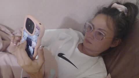 Snapshot of flowercandydoll13 chatting on May 2026 04:13:02 PM say meow and send tip online show from May 2026 04:13:02 PM