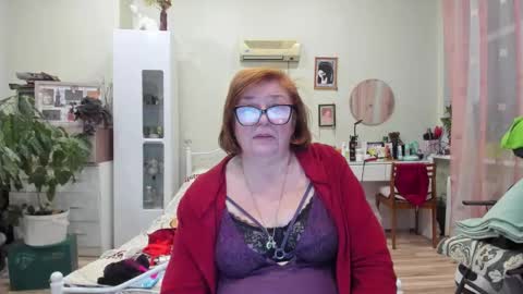 Flowerlower online show from December 2025 06:45:01 PM