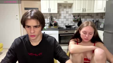 flowerscouple online show from March 2026 09:58:01 PM