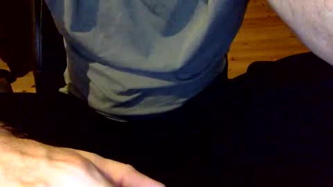 Snapshot of flowmover chatting on January 2025 07:10:01 PM flowmover online show from January 2025 07:10:01 PM