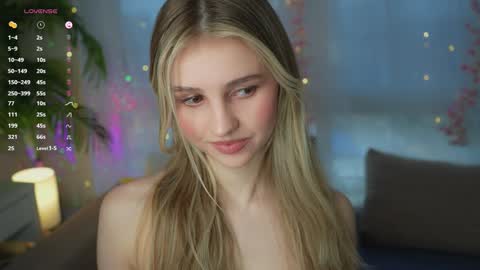 Adeline online show from January 2025 08:29:02 AM