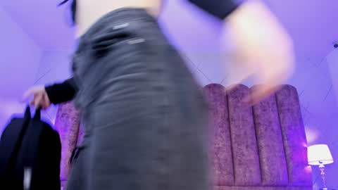  FLUFFY BUBBLE  online show from December 2024 10:49:02 AM