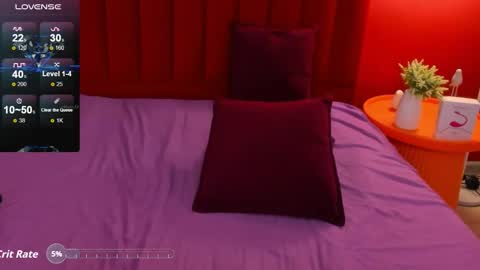 Monica online show from October 2025 01:14:02 AM