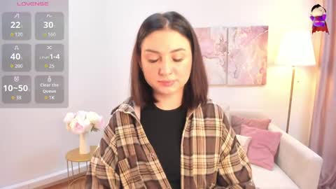 Lina online show from April 2026 11:36:01 PM