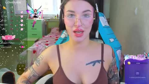 folinskaayaa online show from December 2025 06:19:02 AM