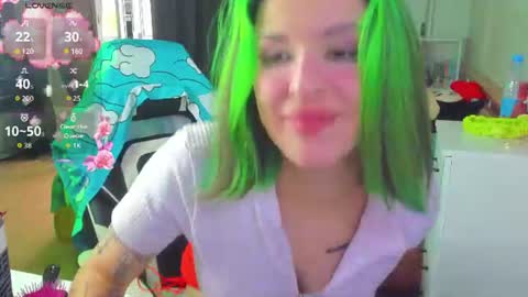 Snapshot of folinskaayaa chatting on July 2026 06:00:02 AM folinskaayaa online show from July 2026 06:00:02 AM