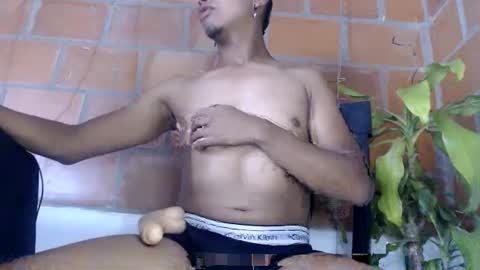 Snapshot of fomax711 chatting on October 2025 07:24:01 PM fomax711 online show from October 2025 07:24:01 PM