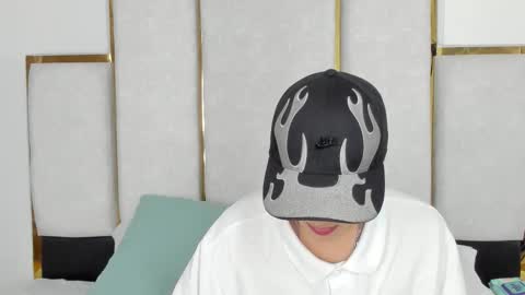 Forbidden tentation online show from December 2025 08:26:01 PM