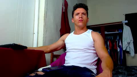 Snapshot of forestcanm chatting on September 2025 01:07:01 AM Frank online show from September 2025 01:07:01 AM