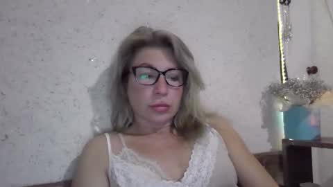 fox_red_lady7 online show from January 2026 08:36:02 PM