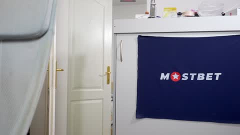 CUSTOM PHOTOS AND VIDEOS -  online show from December 2024 05:59:02 PM