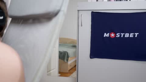 CUSTOM PHOTOS AND VIDEOS -  online show from December 2024 12:16:01 PM