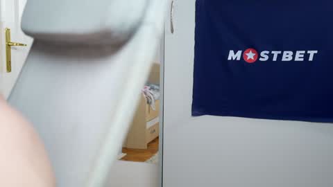 CUSTOM PHOTOS AND VIDEOS -  online show from January 2025 11:17:02 AM