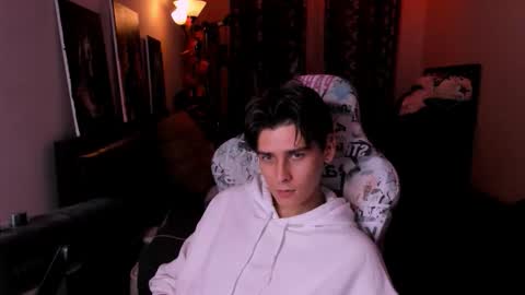 Foxicfu online show from March 2026 04:07:02 PM