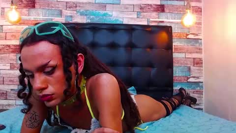 Ella online show from March 2026 06:24:02 PM