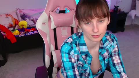 Snapshot of foxy_gamer chatting on February 2025 02:40:01 AM Lex Vive foxygamer cb online show from February 2025 02:40:01 AM